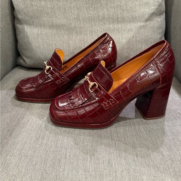 Sezane Julianne Croc-Embossed Loafers - Picture 5 of 14